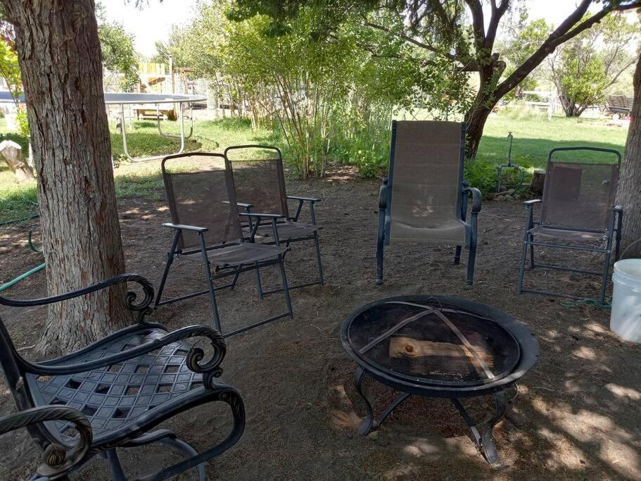The Goulding Cottage And Farm - 4 Beds, 3 Baths Henrieville Eksteriør billede