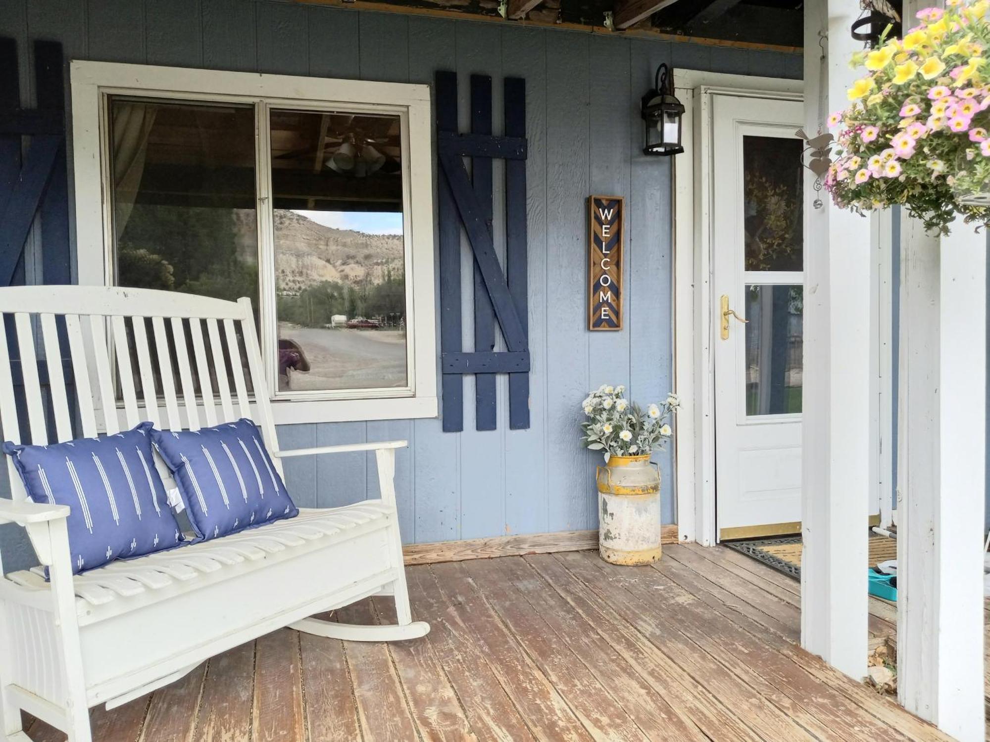 The Goulding Cottage And Farm - 4 Beds, 3 Baths Henrieville Eksteriør billede